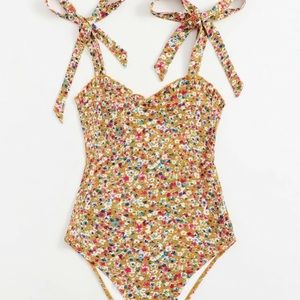 SHEIN Ditzy Floral Bodysuit -NWT